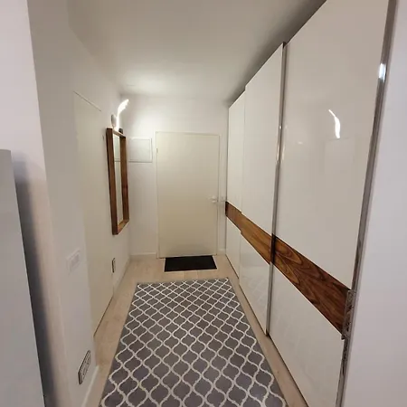 White Apartments Free Parking Self Check-Inn Riga Exterior photo