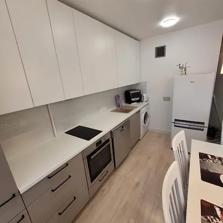 White Apartments Free Parking Self Check-Inn Riga Exterior photo